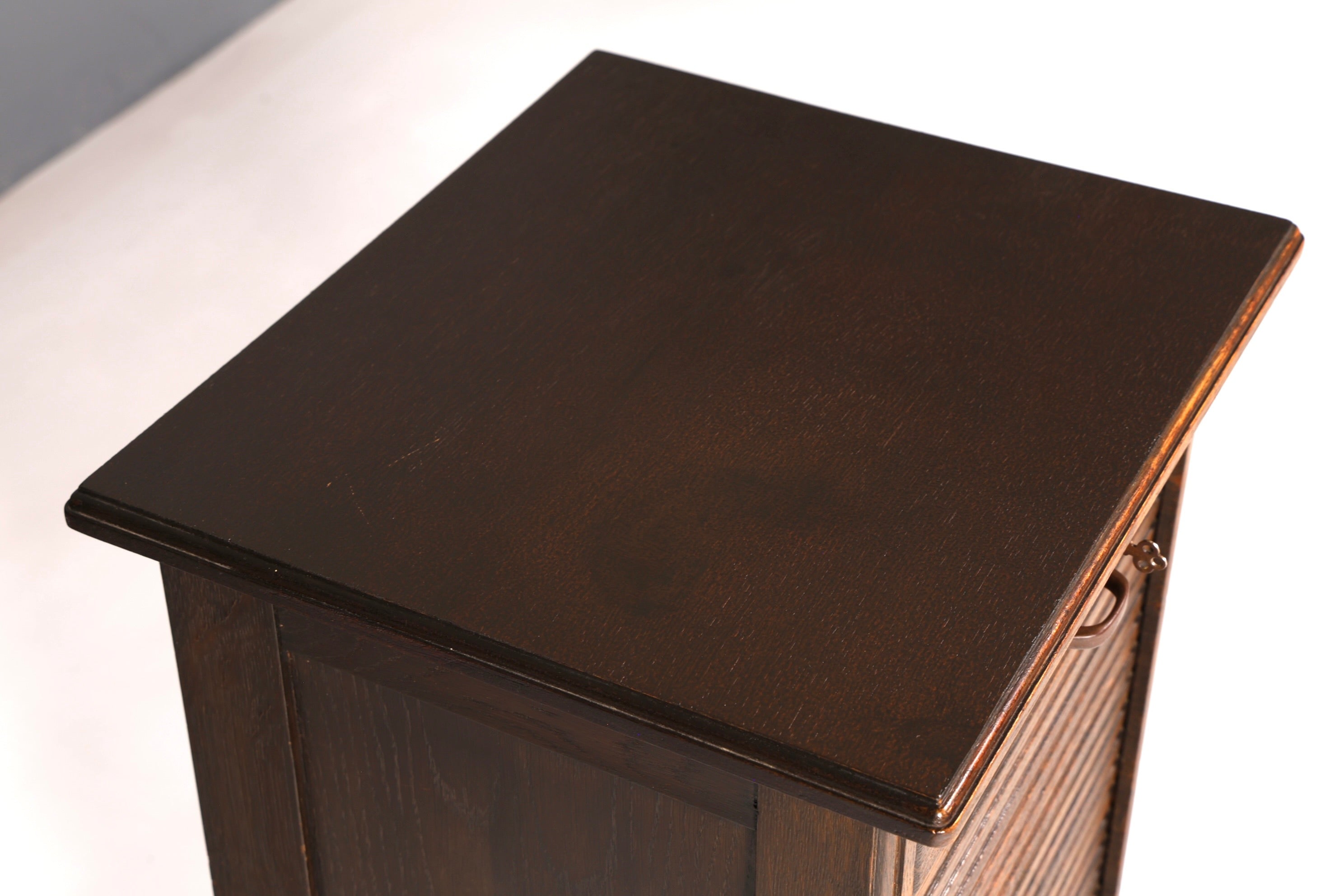 Armoire à rideau Bauhaus sobre armoire à jalousie armoire à dossiers Art déco armoire de bureau ancienne vintage