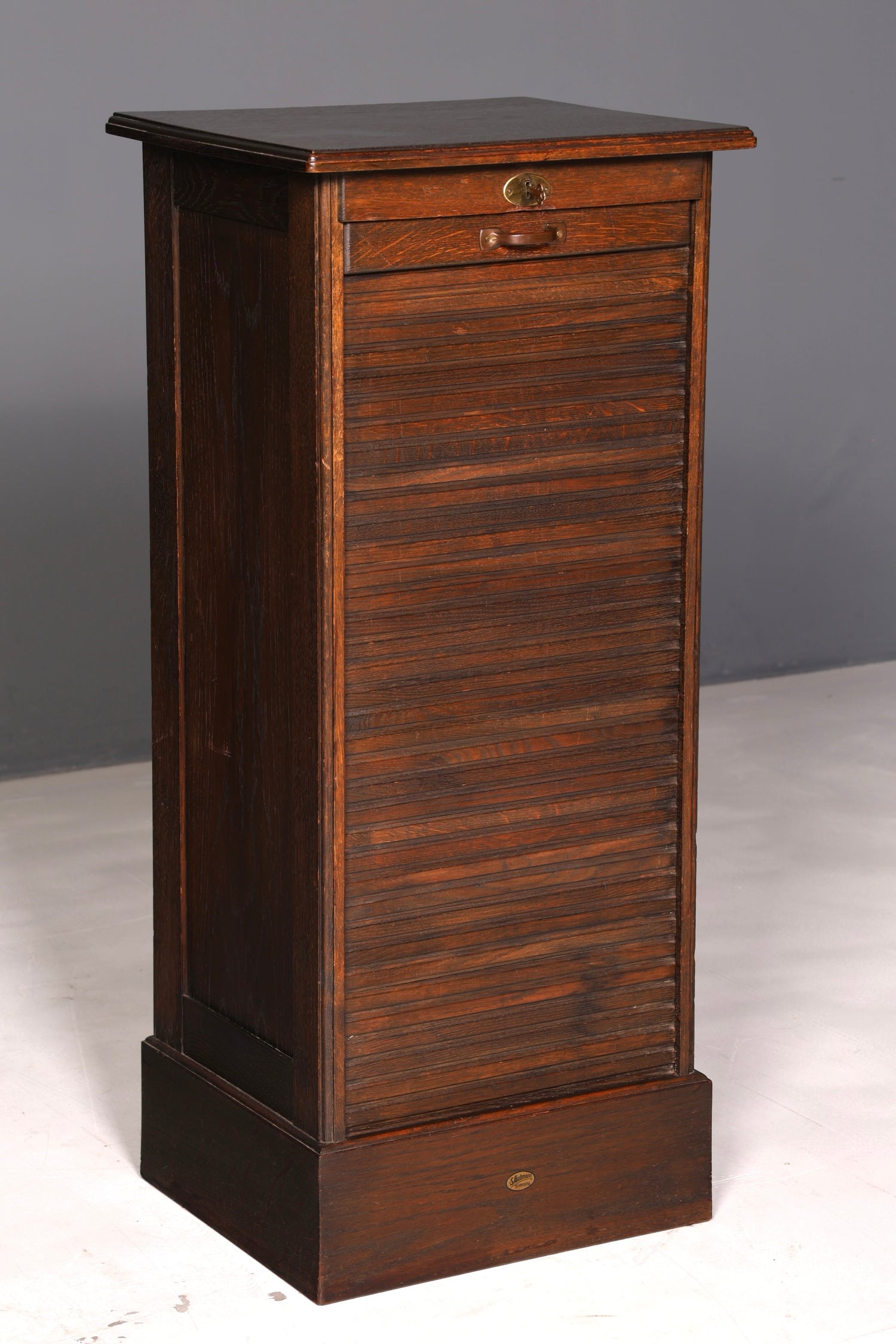 Armoire à rideau Bauhaus sobre armoire à jalousie armoire à dossiers Art déco armoire de bureau ancienne vintage