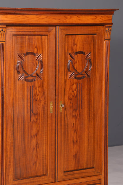 Wunderschöner Jugendstil Schrank Antik um 1880 Eiche Kleiderschrank Dielenschrank Wäscheschrank Massivholz