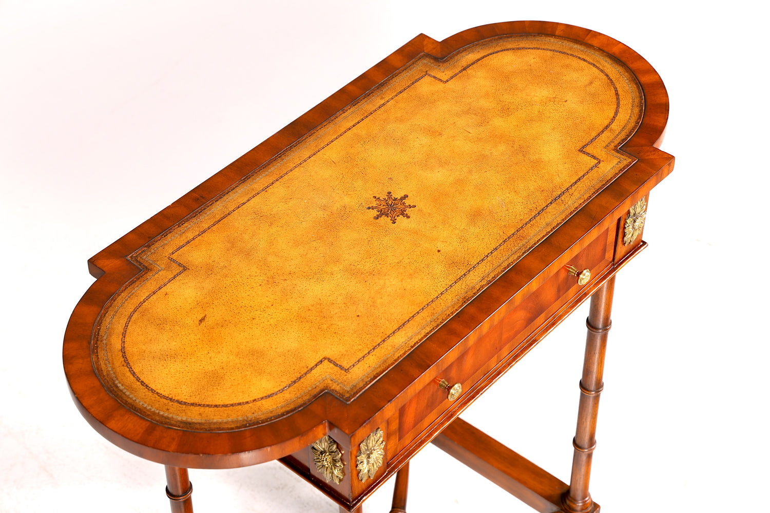 Edler Louis XV Beistelltisch Arthur McMillan Barock Stil Ablagetisch Echt Leder Antik