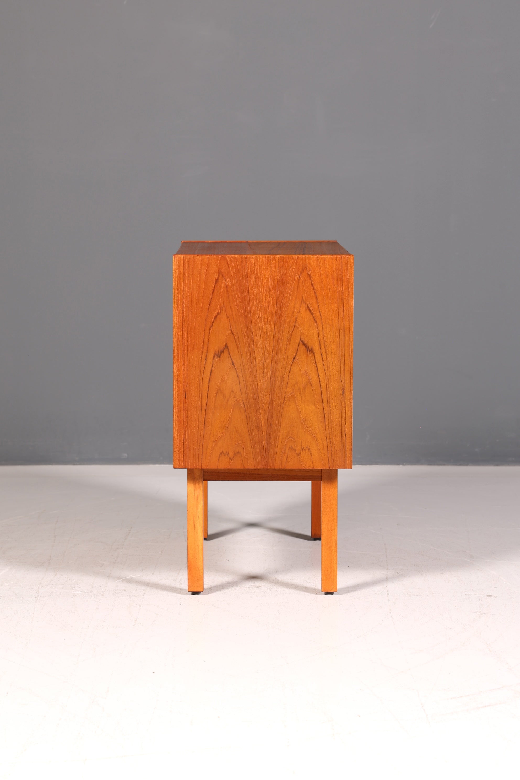 Traumhaftes Mid Century Teak Sideboard Schiebetüren Vintage Kommode Retro 60er