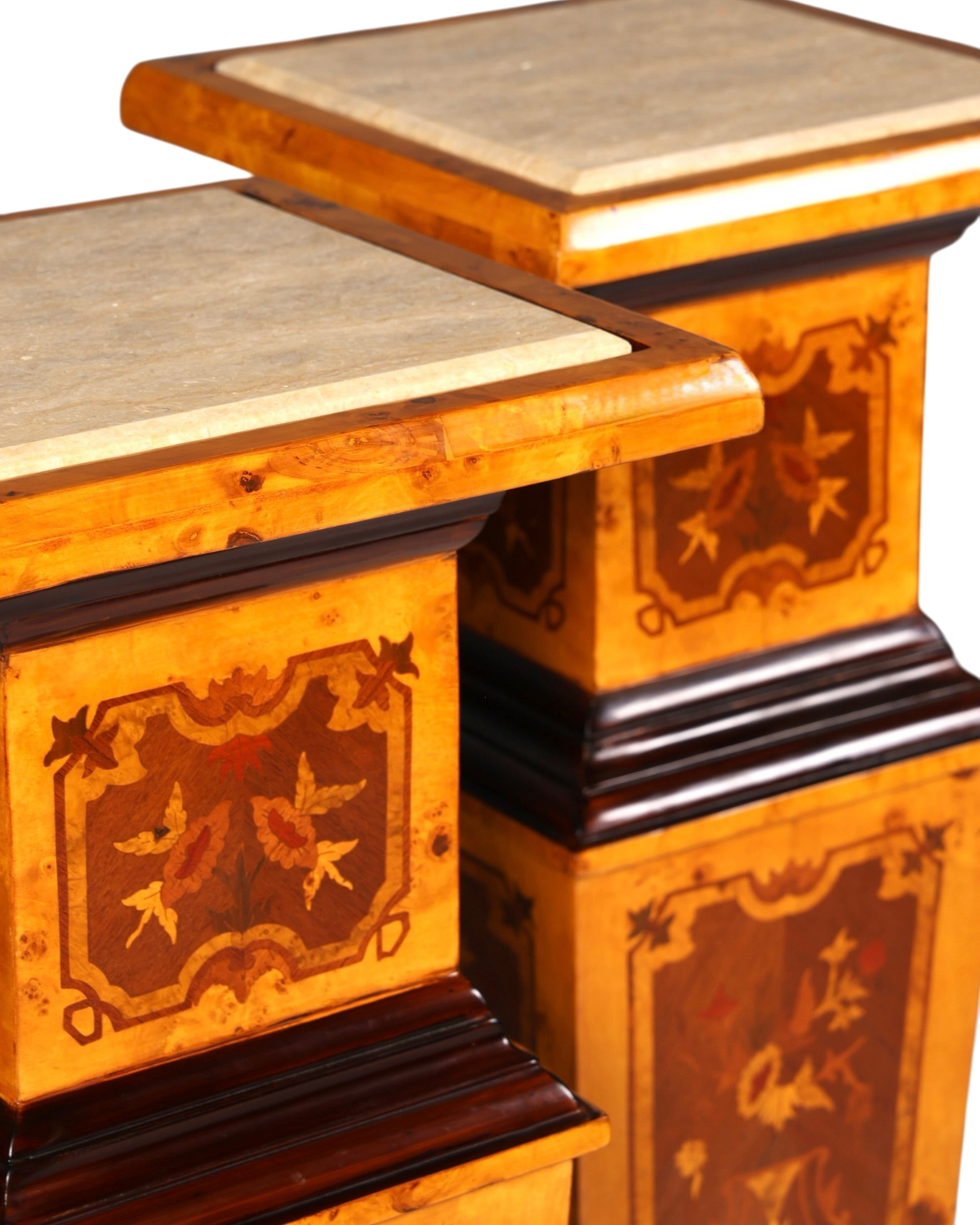 Traumhafte Barock Stil Säule Louis XV Blumensäule Naturstein Marmor Ablage Tisch