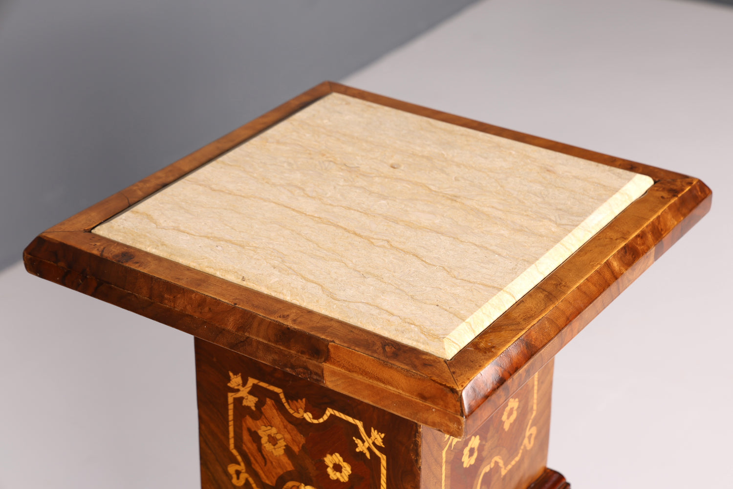 Edle Barock Stil Säule Louis XV Blumensäule Naturstein Marmor Intarsien Ablage Tisch