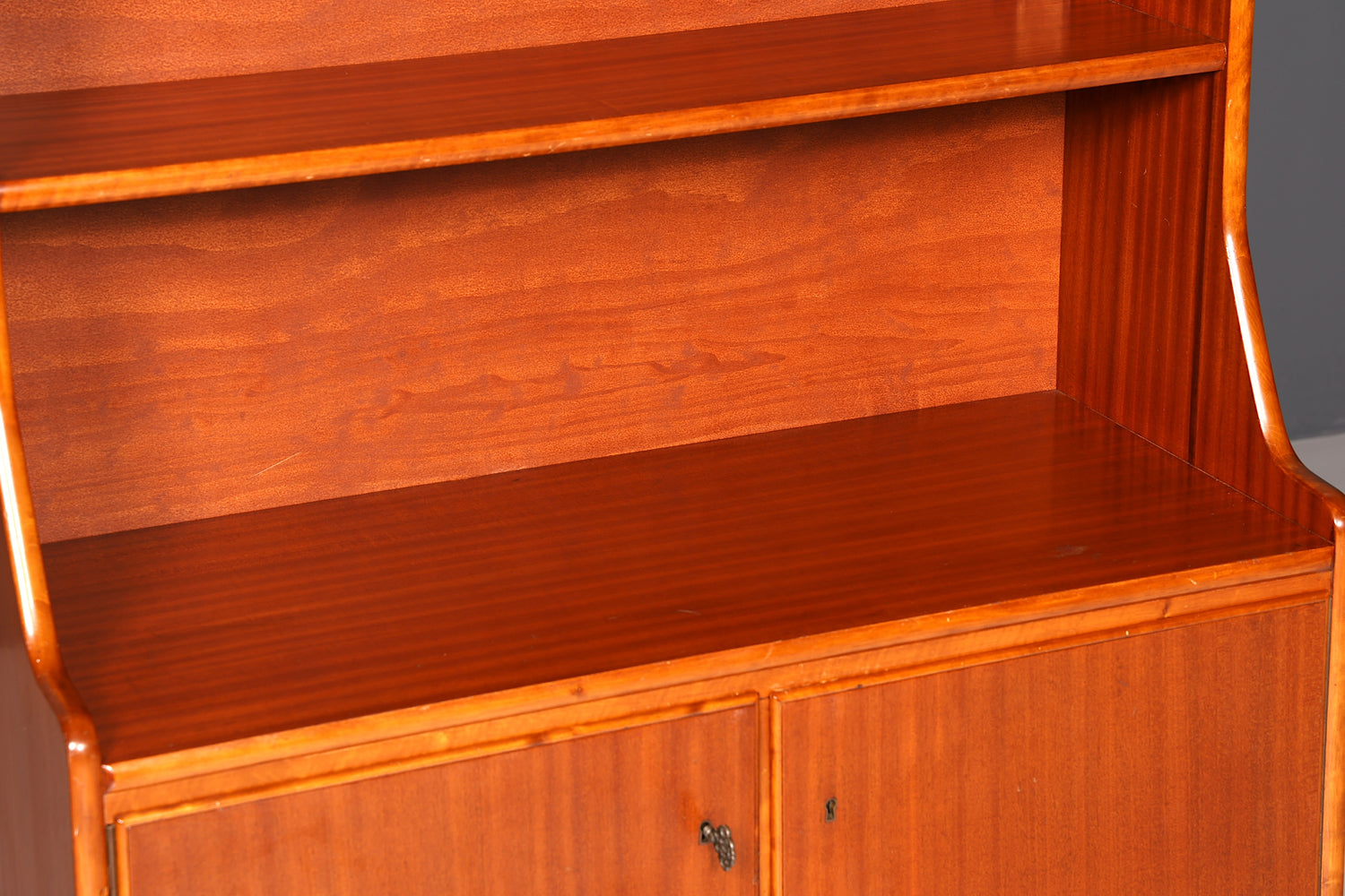 Wunderschöner Mid Century Highboard Regal Schrank Vintage Bücherregal Holz Retro 60er