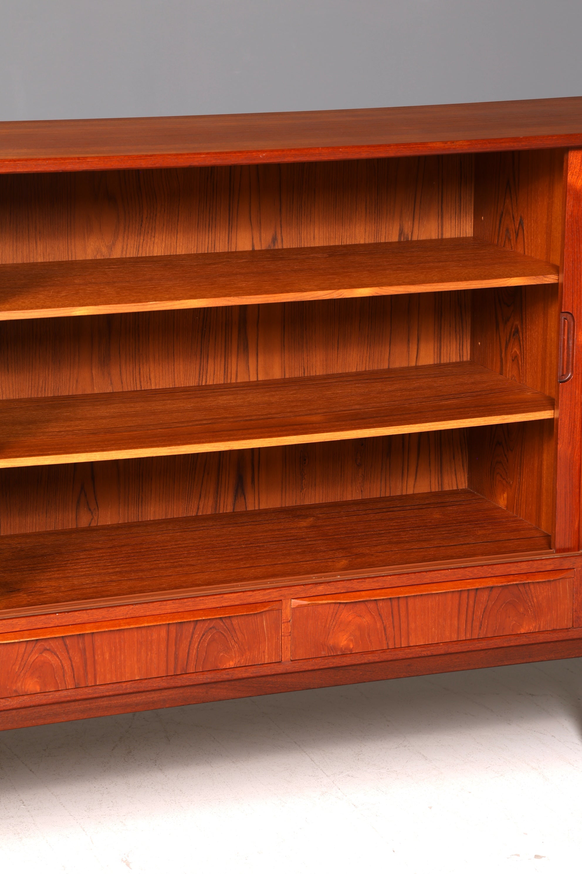 Traumhaftes Mid Century Highboard  Danish Design Sideboard Vintage Retro 60er Jahre Bürokommode Schrank Skandinavisch Holz