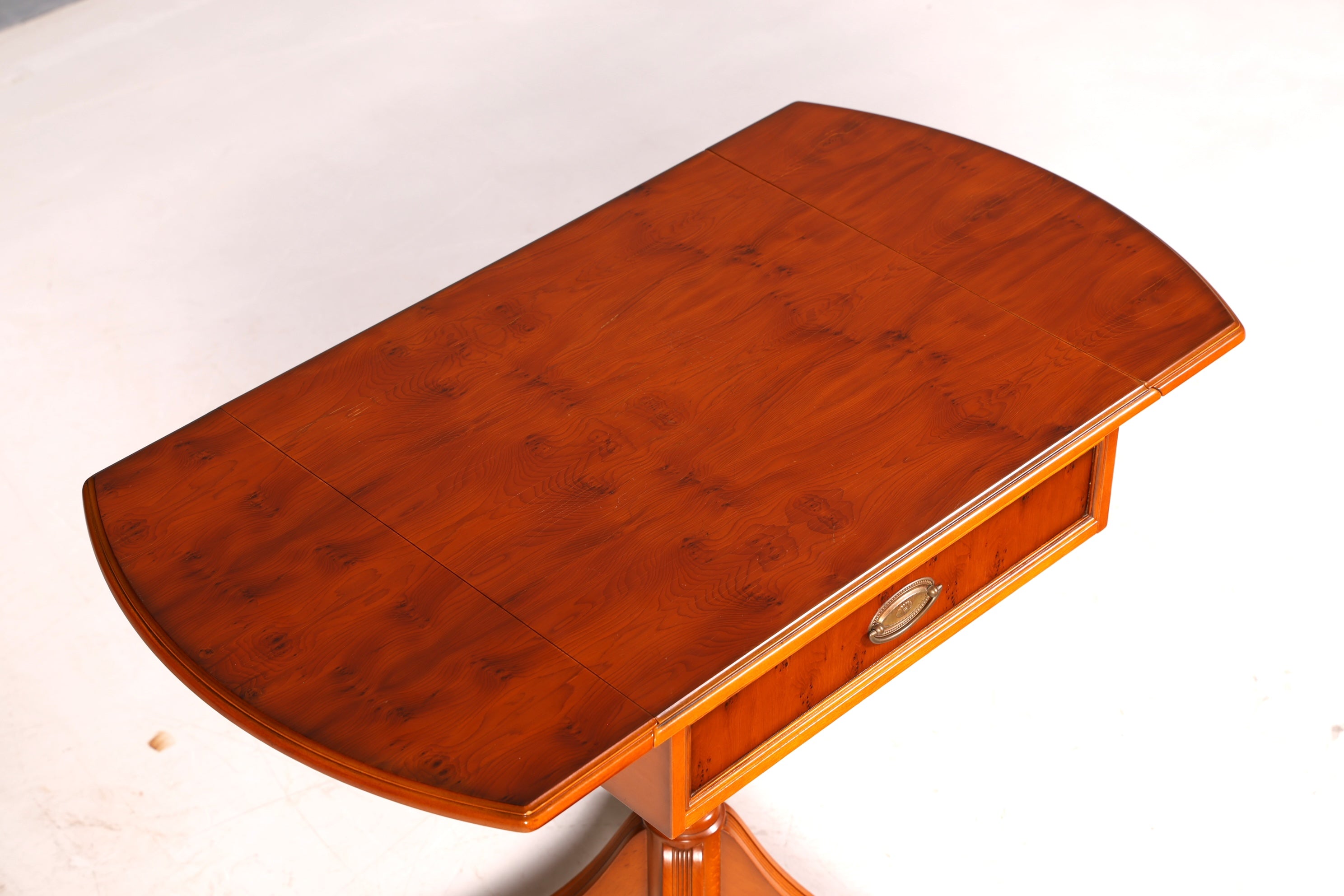 Traumhafter Original Heldense Beistelltisch Eibe Holz Klapptisch Ablagetisch Kommode Telefontisch