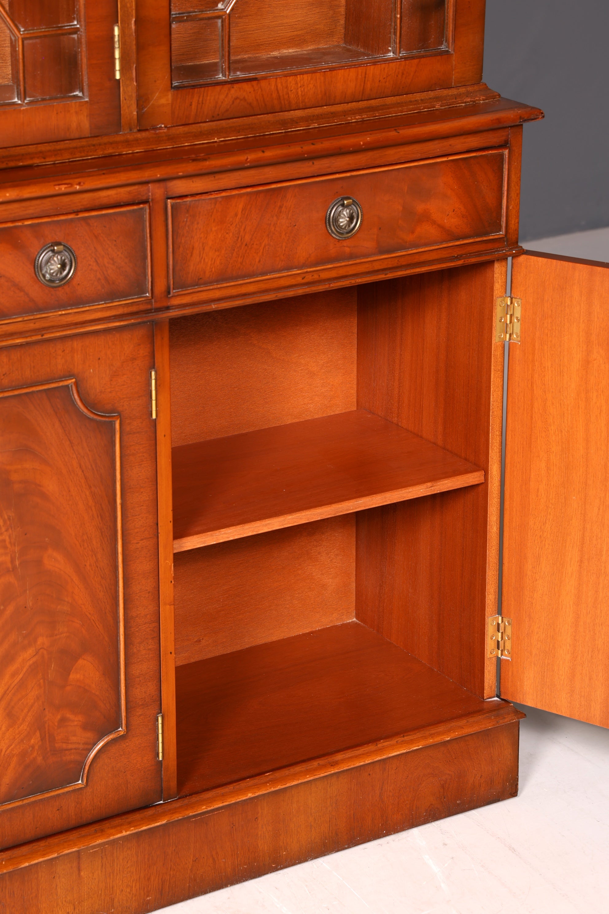 G372 Finish Wunderschöne Englische Vitrine Bibliothek Bücherschrank UK Buffet Schrank 60s Jahre (Kopie)