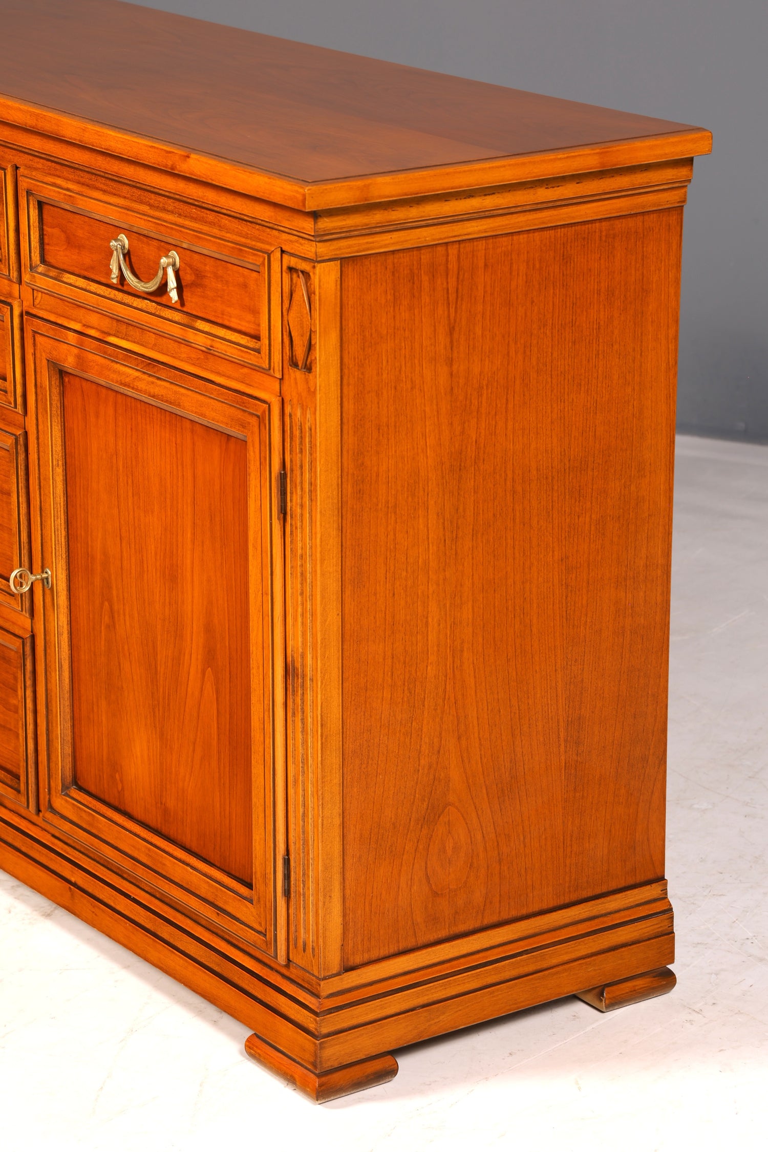 Wunderschönes Original Selva Sideboard Villa Borghese Antik Stil Schrank Kommode Buffet Anrichte