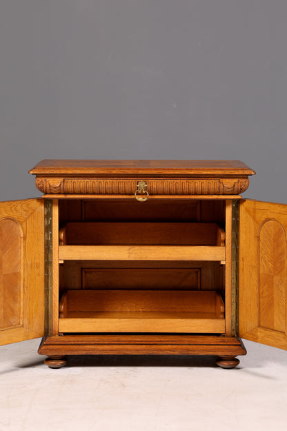 Magnifique armoire de l’époque Gründerzeit, buffet bas, commode ancienne Louis-Philippe, vaisselier, vertiko