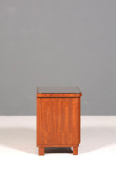 Schlichte Mid Century Kommode Vintage Klappschränkchen Danish Design Nachttisch 2 von 2