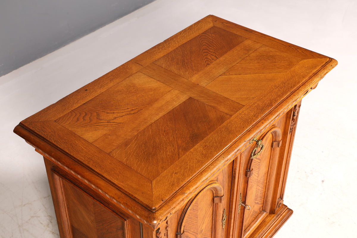 Magnifique armoire de l’époque Gründerzeit, buffet bas, commode ancienne Louis-Philippe, vaisselier, vertiko