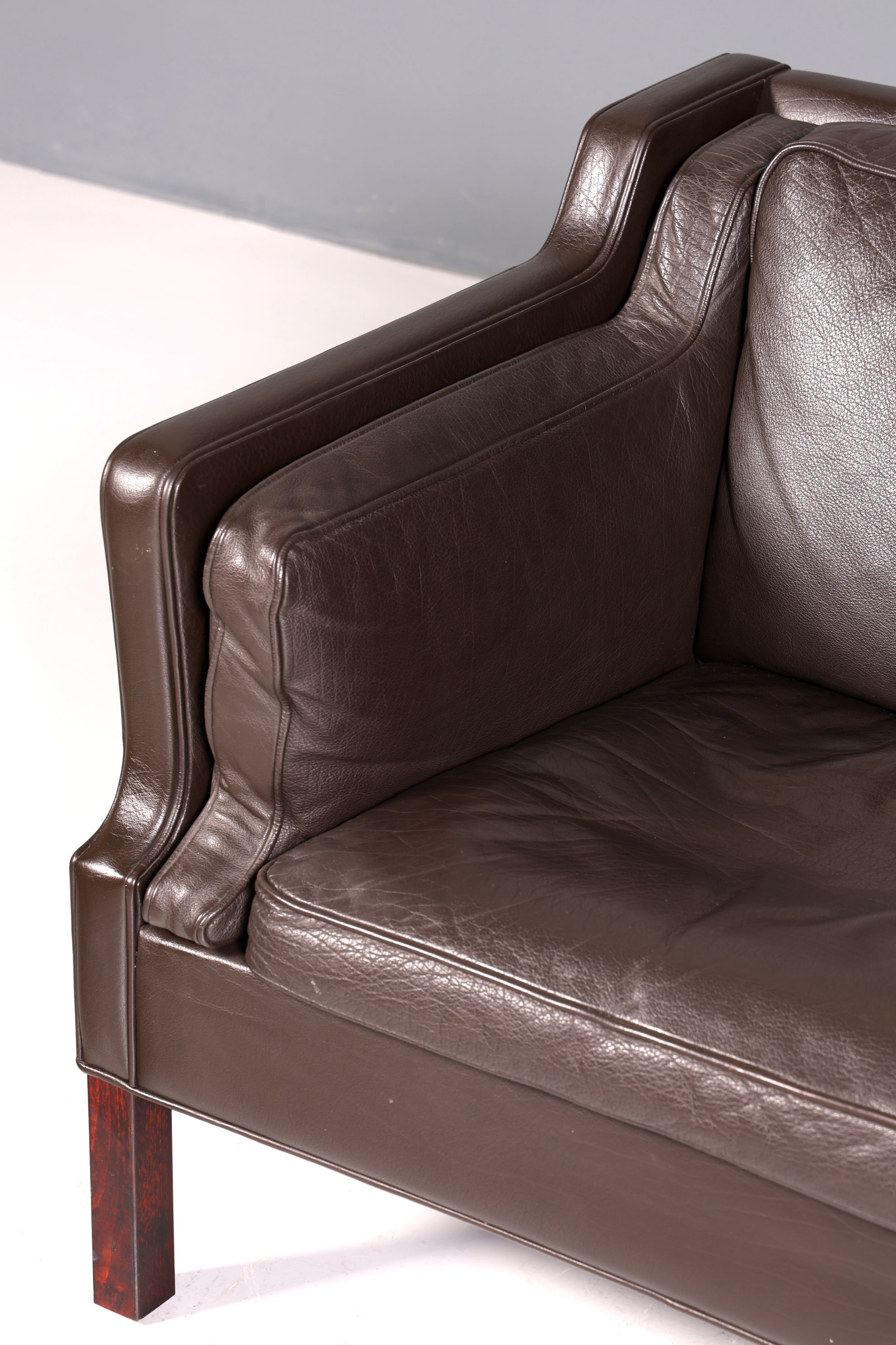 Wunderschönes Designer Børge Mogensen Sofa 2 Sitzer echt Leder Couch Modell 2213 Made in Denmark Canapé