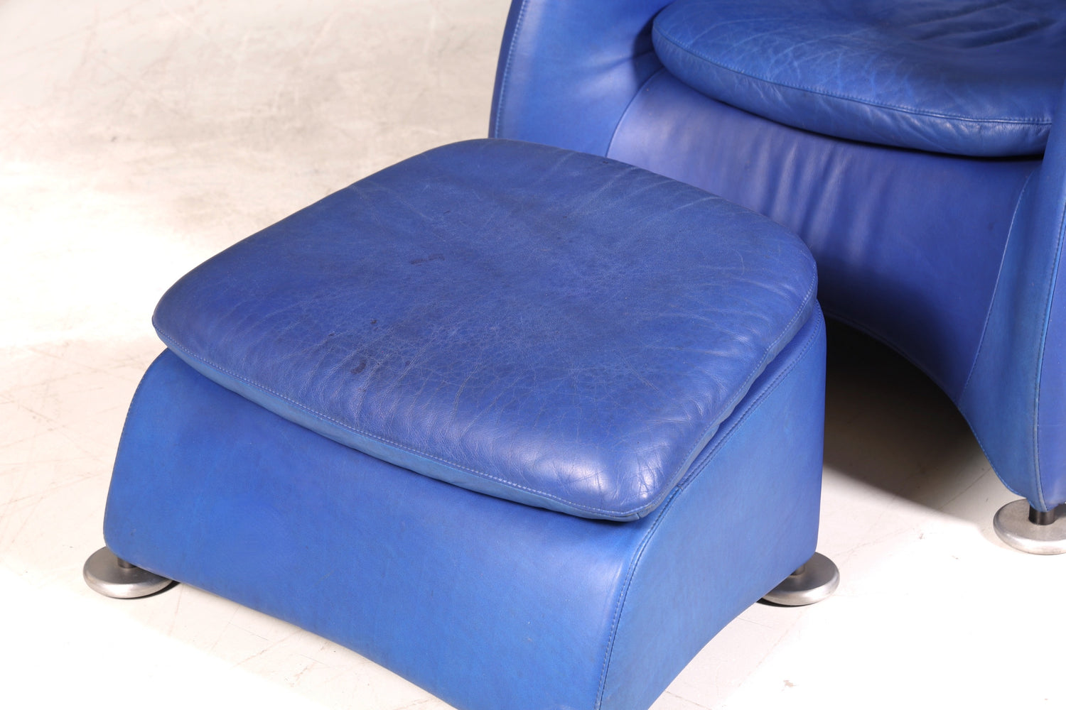 Edler Loge Sessel mit Hocker Designer Lounge Sessel Designed by Gerard Van den Berg für Montis echt Leder Sessel Relax Armlehnsessel 90s