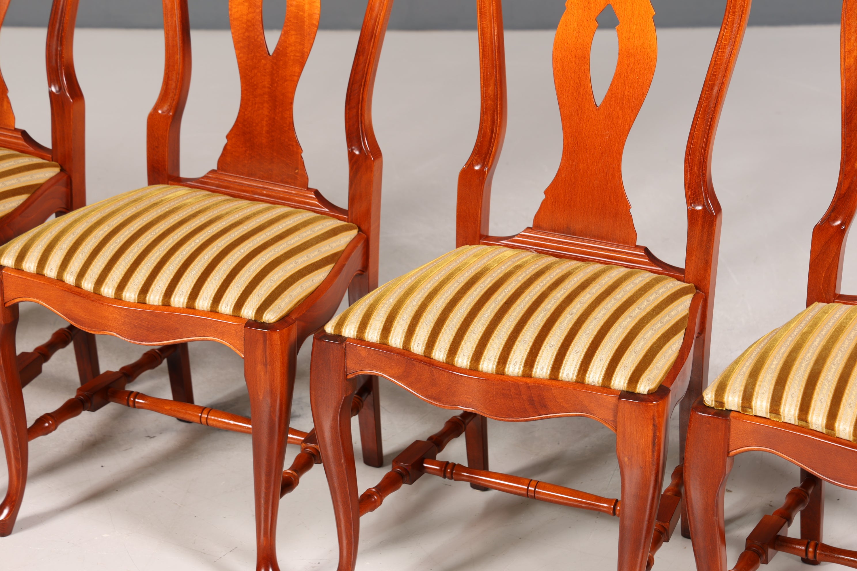 4x Wunderschöne Chippendale Stühle Barock Stil Stuhlset Polsterstuhl Set Englisch Küchenstühle Esszimmer Stühle