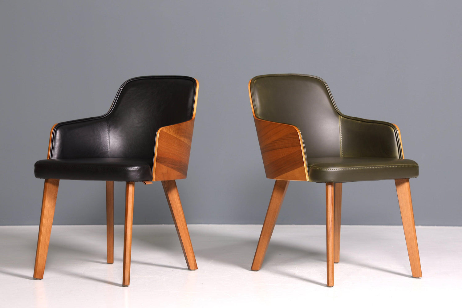 Edler Armlehnstuhl "Paolo- Black" Nussbaum Esszimmerstuhl Küchenstuhl schwarzer Sekretär Stuhl