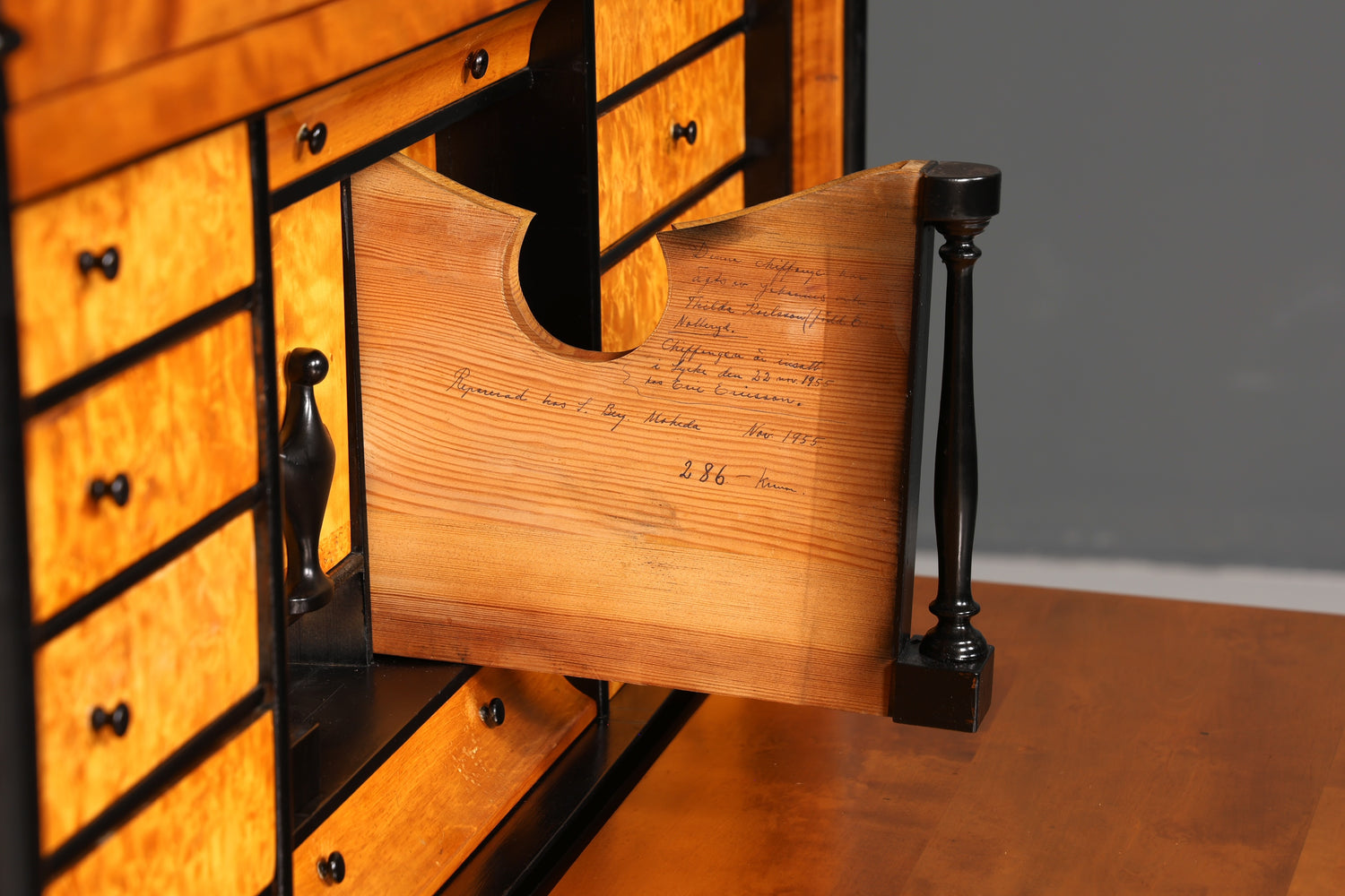 Magnifique secrétaire Biedermeier d&