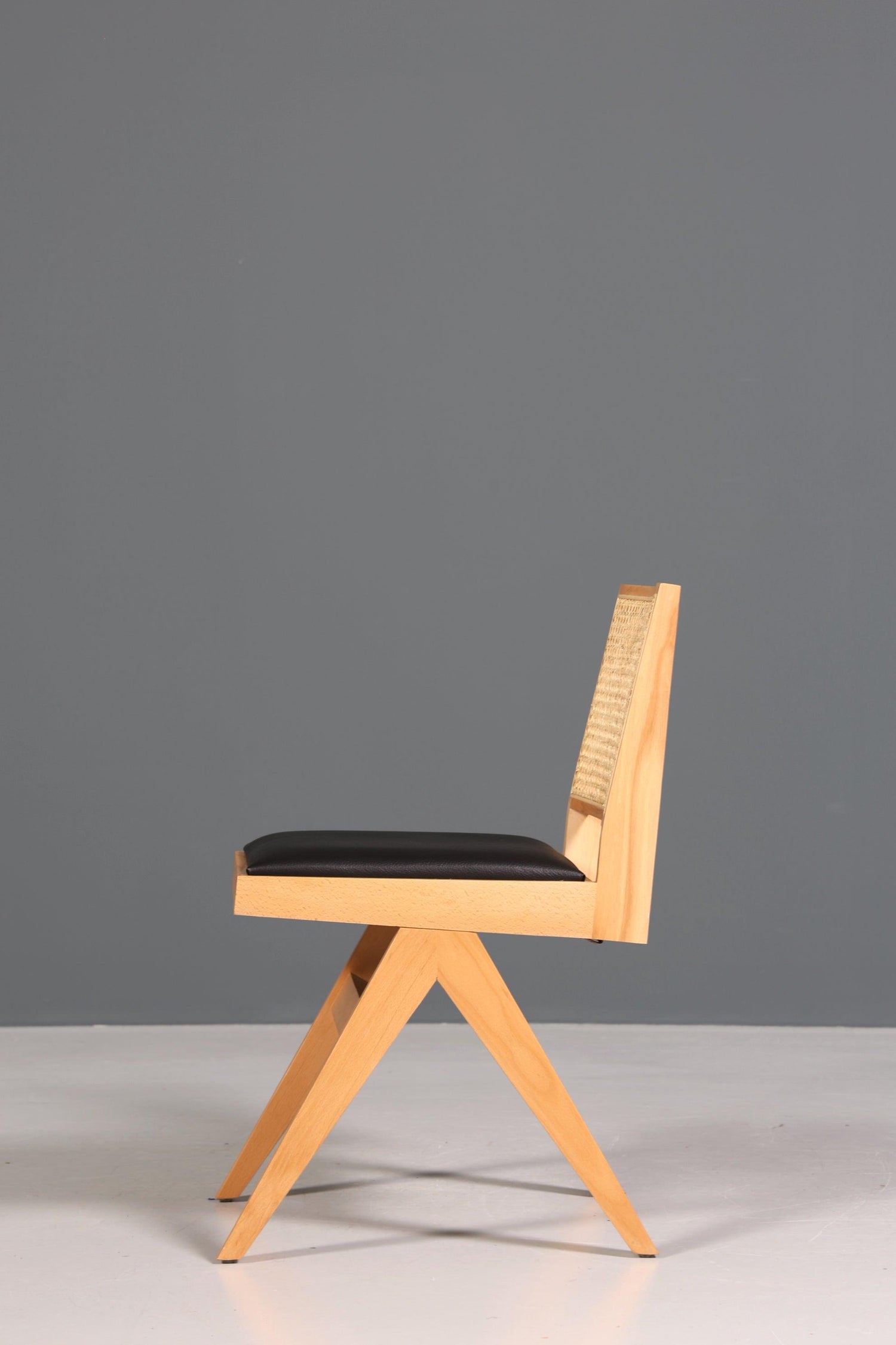 Sehr Edler Korbgeflecht Stuhl "Vienna Wood"  Bauhaus Relax Esszimmer Stuhl Lounge Chair Küchenstuhl