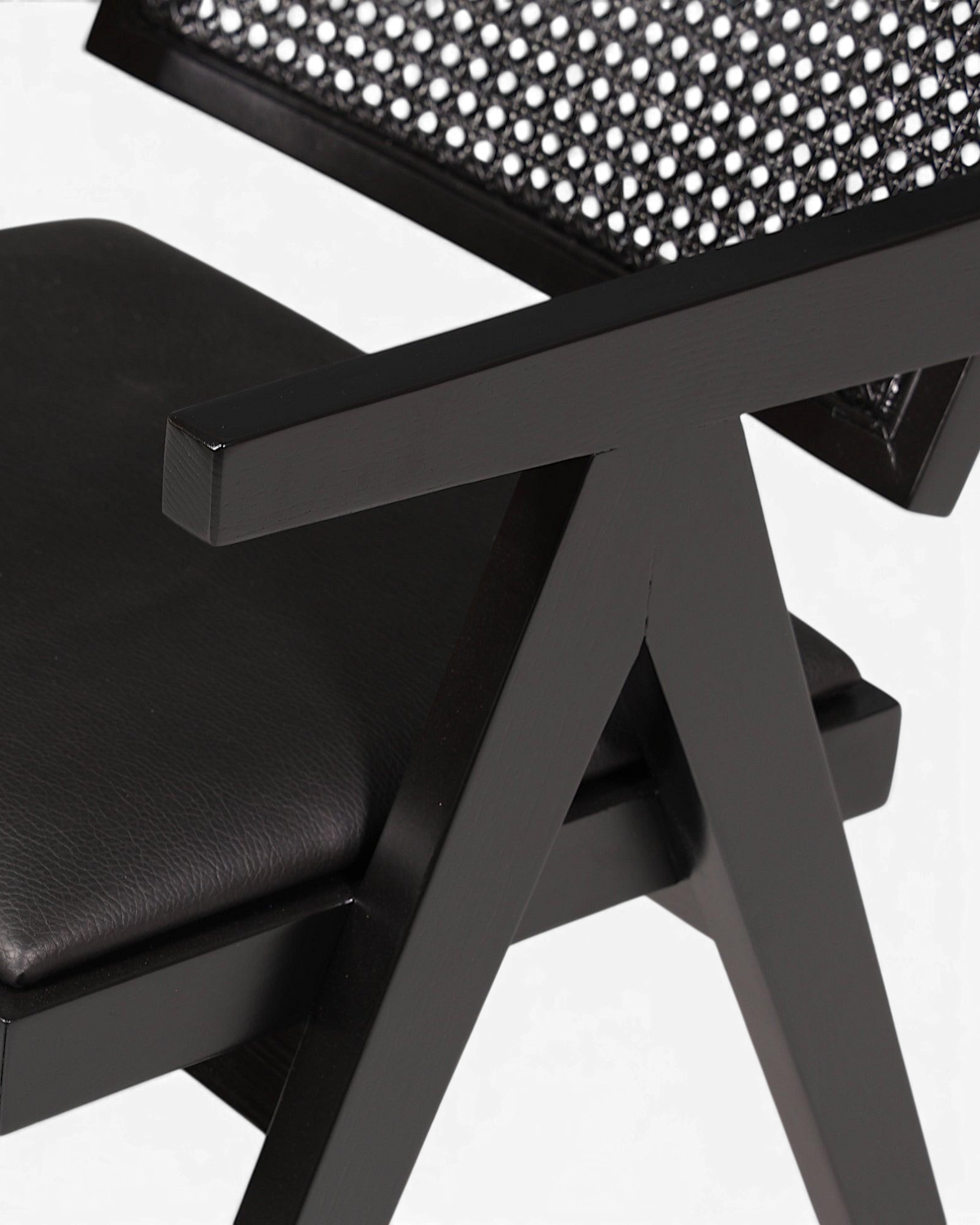 Sehr edler Korbgeflecht Stuhl "Vienna Black +" Armlehnsessel Bauhaus Relax Lounge Chair Stuhl Esszimmer Stuhl Küchenstuhl