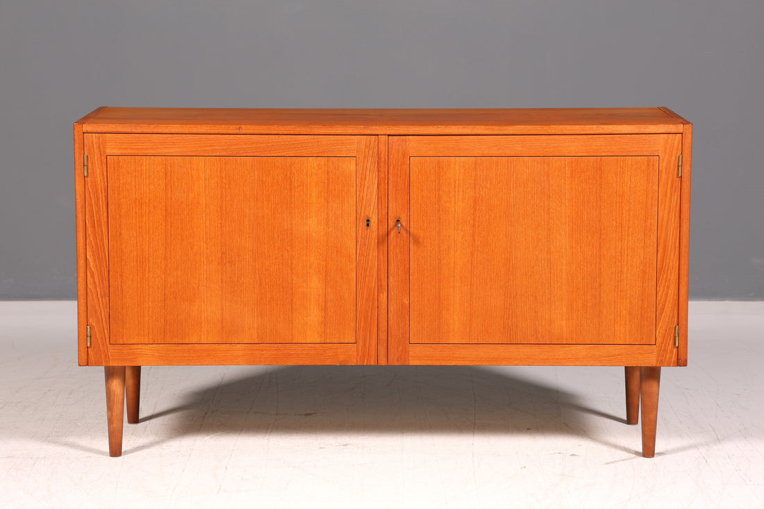 Beautiful Mid Century Sideboard Teak Wood Vintage Cabinet Retro 60s Sideboard Danish Design TV Cabinet