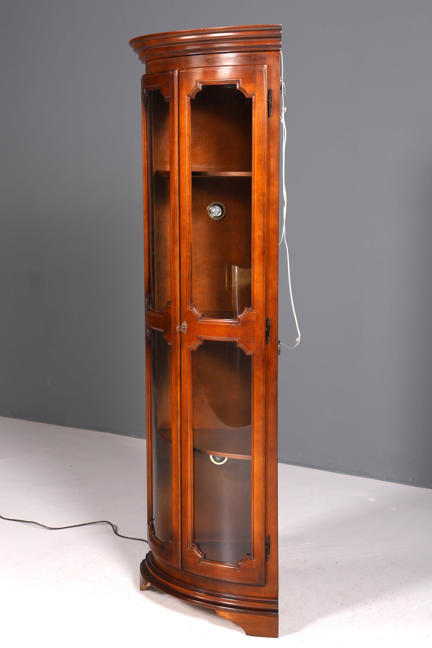 Traumhafte Selva Eckvitrine Antik Stil Vitrine Schrank Geschirrschrank Regal Eckregal