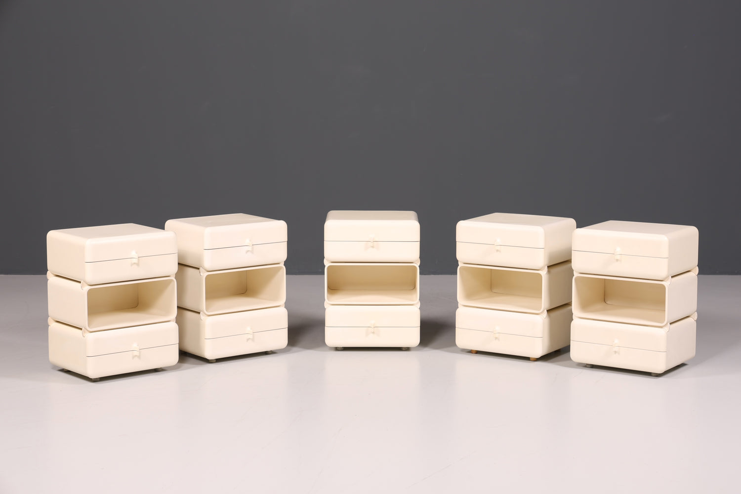 Commode rare du milieu du siècle, table de chevet modulaire au design futuriste, commode vintage française, 3 sur 5