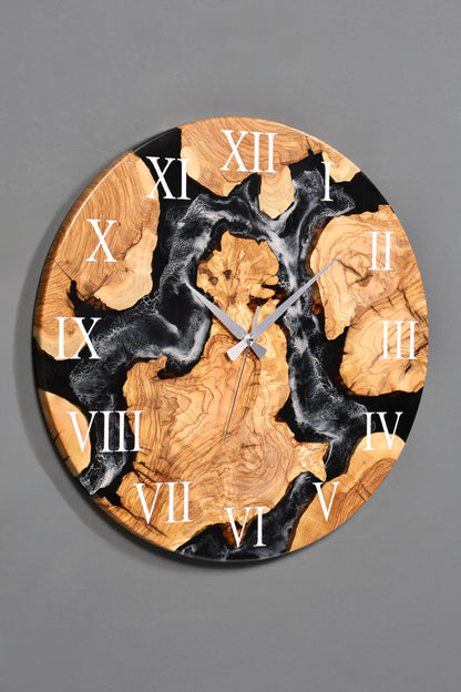 Belle horloge murale artisanale en résine époxy, motif olivier, horloge analogique en époxy noir
