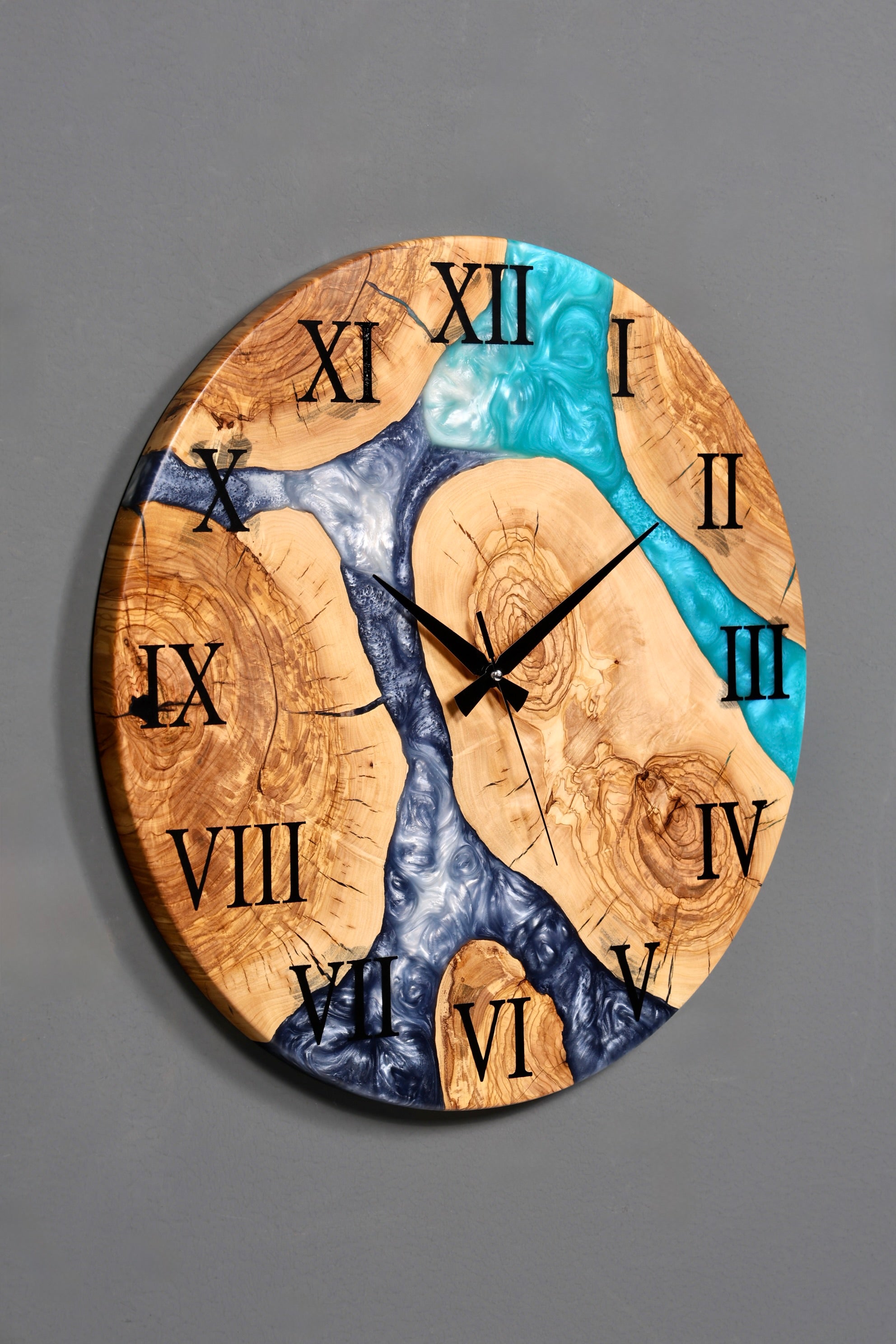 Magnifique horloge murale artisanale en résine époxy, motif olivier, motif océan bleu, horloge analogique en époxy
