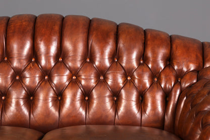 G448 Finish Wunderschönes Original Chesterfield 2er Sofa Englisch Oxblood Leder 2- Sitzer Couch (Kopie)