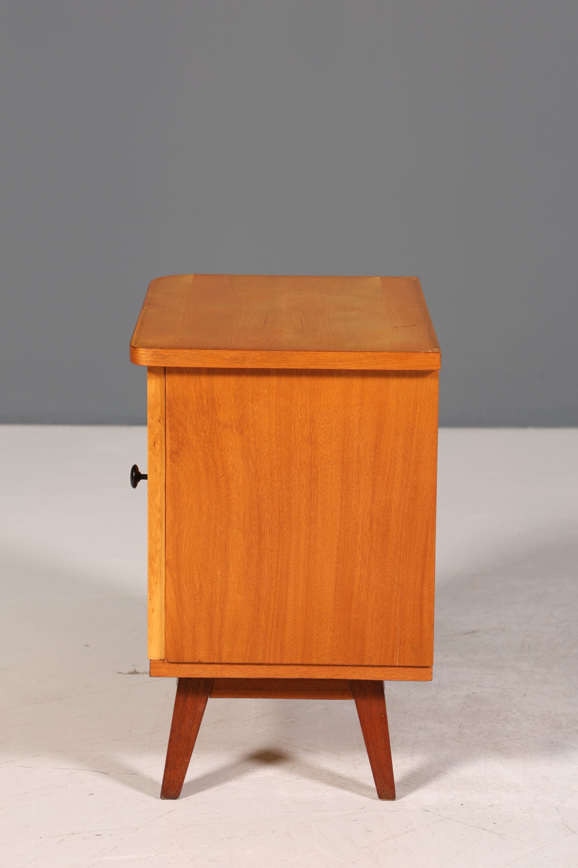 Wunderschöner Mid Century Nachttisch Kommode Vintage 60s Schrank Nachtschrank 1 von 2
