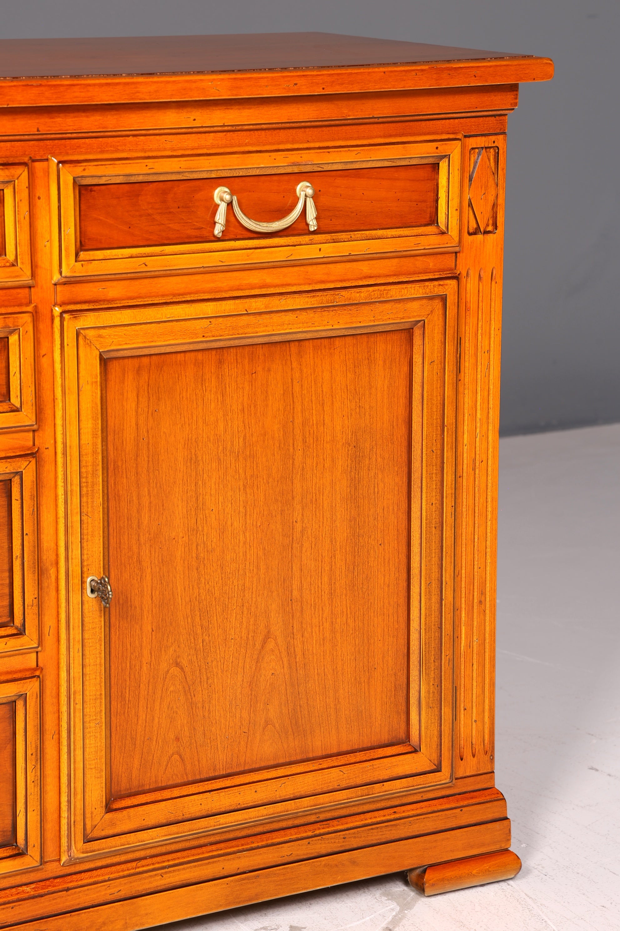 Wunderschönes Original Selva Sideboard Villa Borghese Antik Stil Schrank Kommode Buffet Anrichte