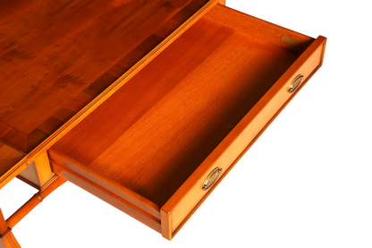 Hauptstadt Möblerei Heldense Schreibtisch aus massivem Holz mit offener Schublade und Messingbeschlägen im 60er Stil