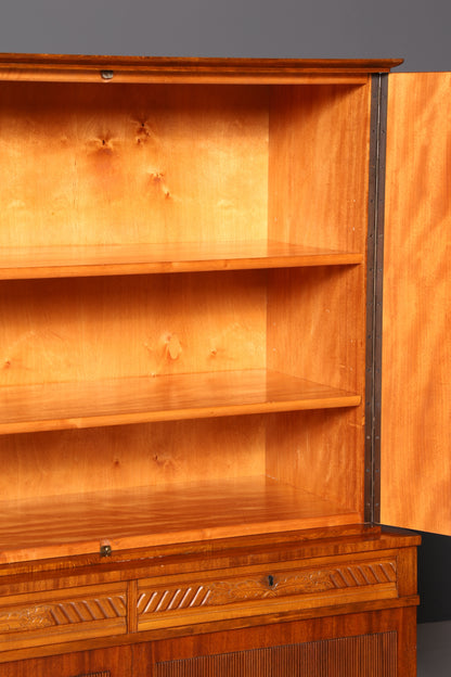 Wunderschöner Schrank im Gustavianischen Stil Vintage Kommode Highboard Regal Echt Holz Wäscheschrank Schlafzimmer