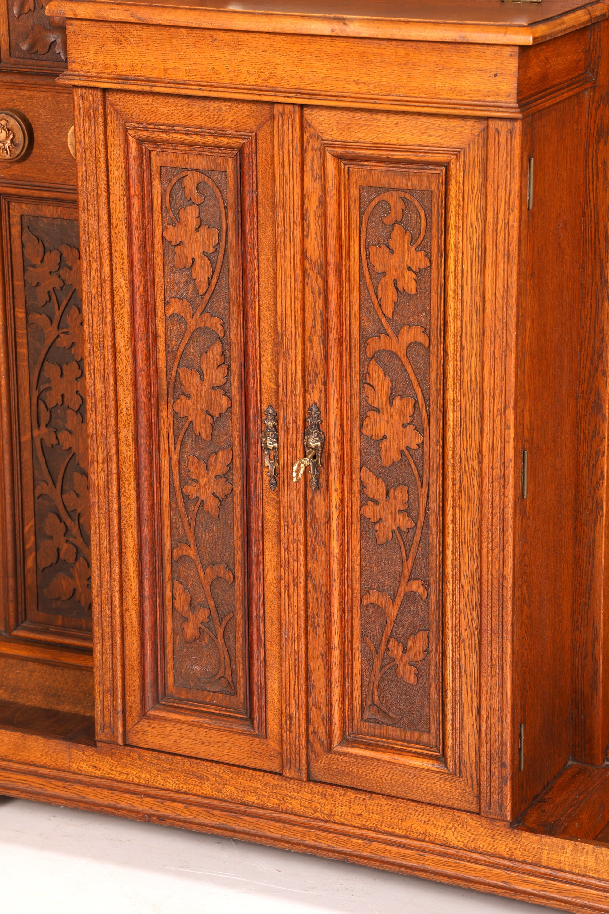Traumhafte Jugendstil Garderobe Flurgarderobe Eiche Antik Kleiderwand mit Spiegel Dielenmöbel Wandgarderobe