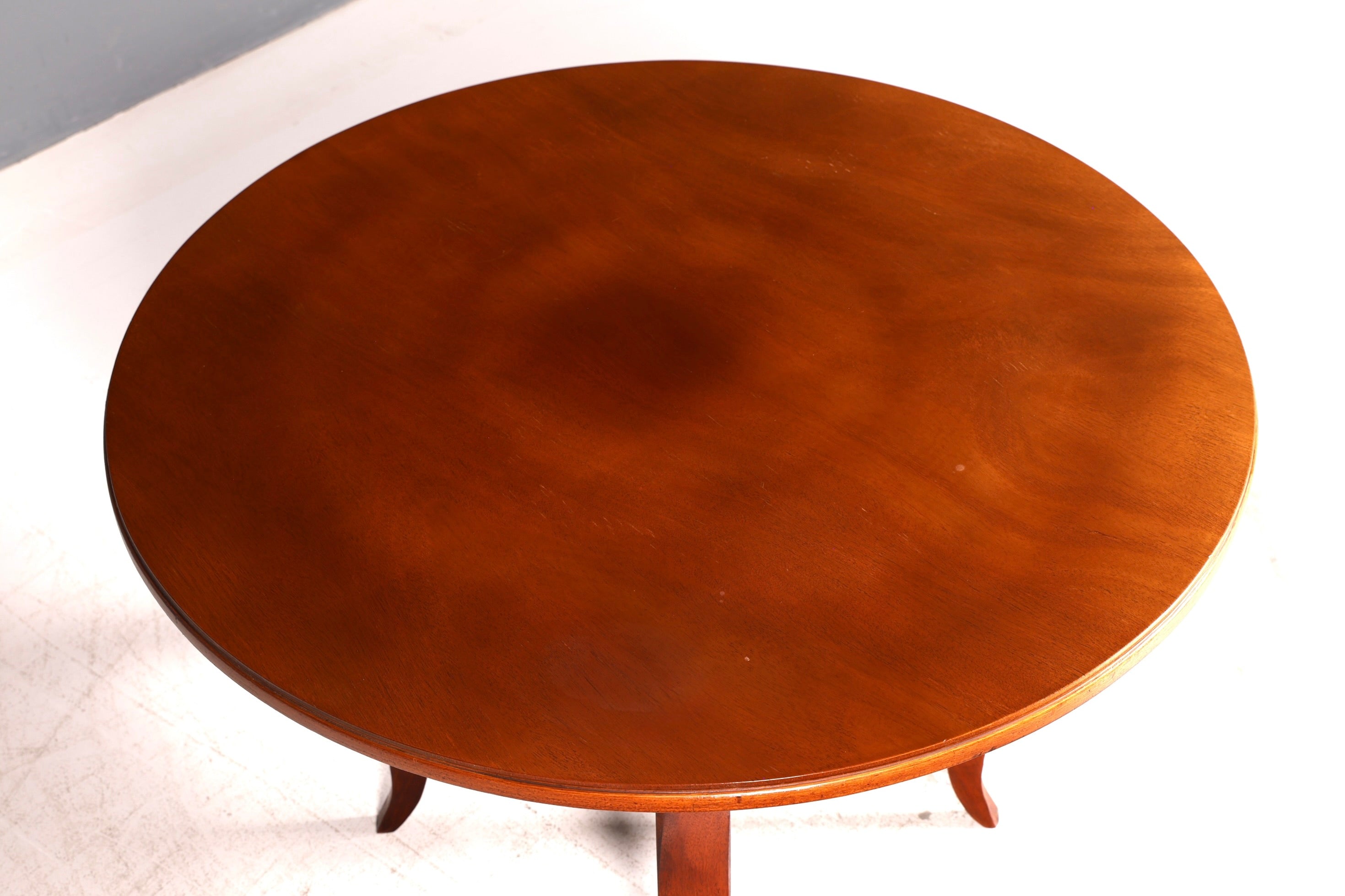 Traumhafter Original Art Deco Tisch Couchtisch Ablagetisch Rund Beistelltisch Antik um 1930