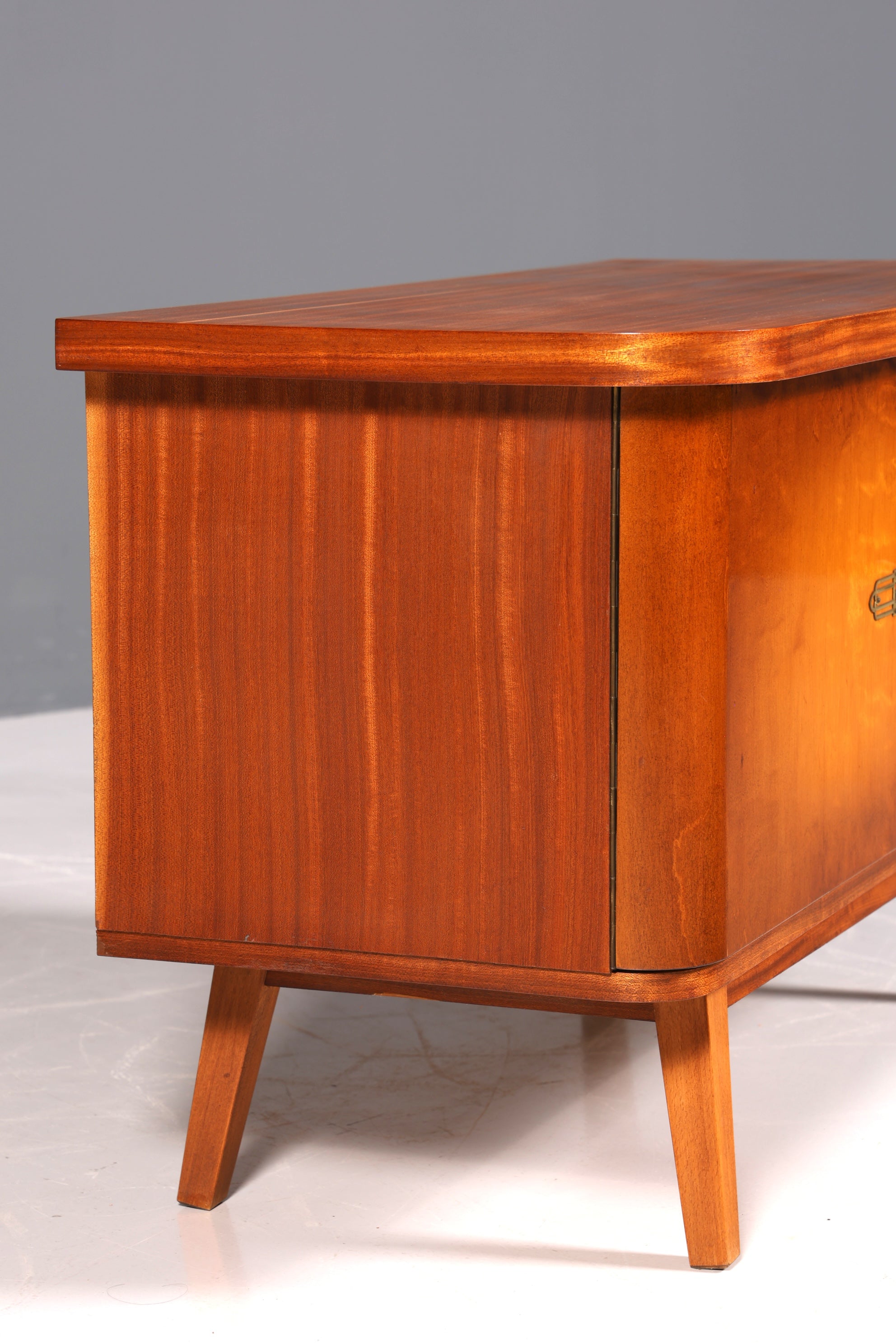 Commode élégante de style années 60, commode rétro pour entrée, meuble TV vintage, années 60