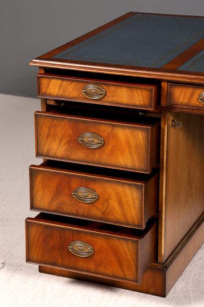 Wunderschöner Original Heldense Schreibtisch Mahagoni Echt Lederauflage Englisch Antik Stil Chefschreibtisch Partner Desk Bürotisch mit Besprechungsansatz