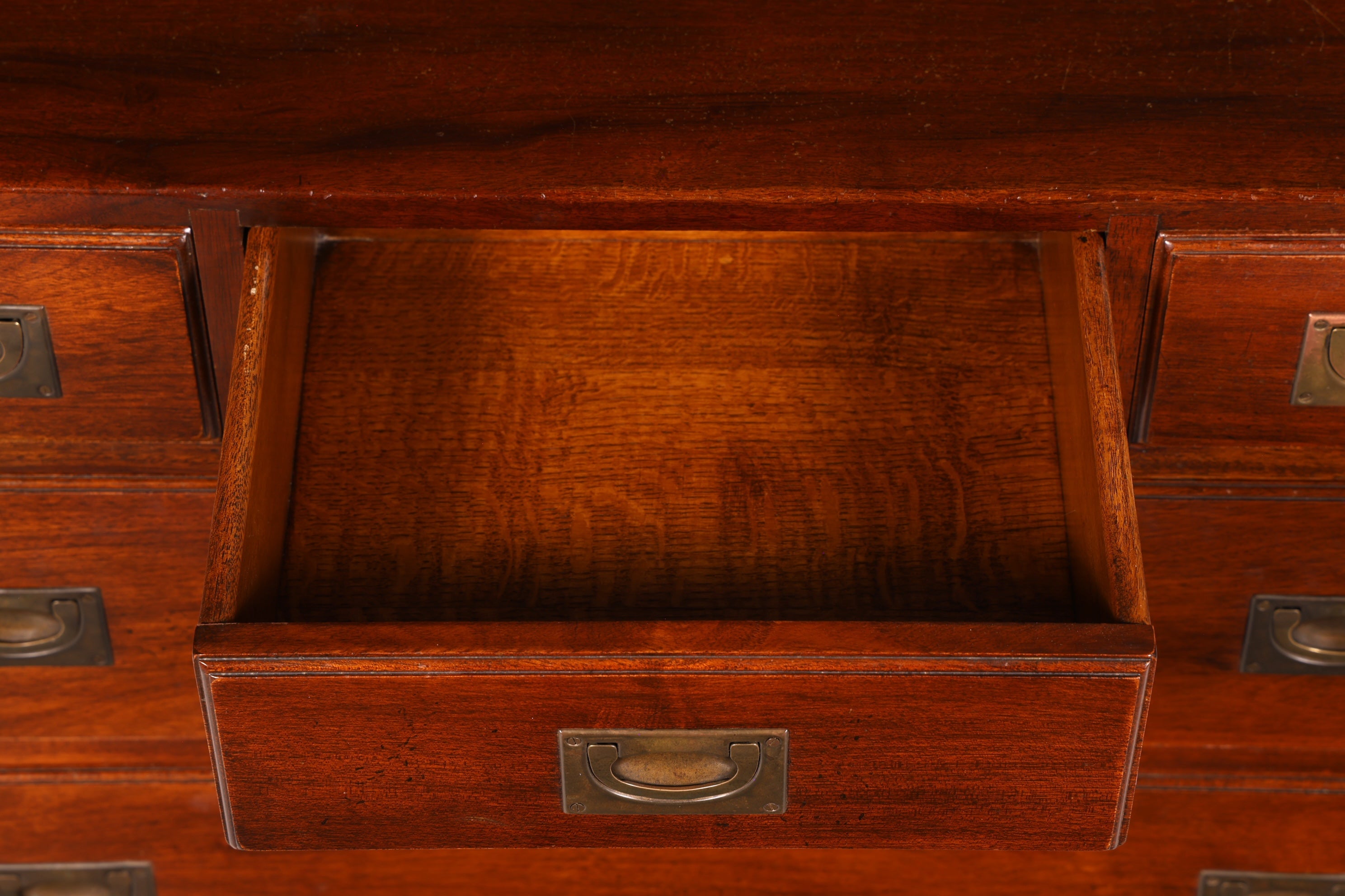 Traumhafte Maritime Kommode Englisch Military Chest Schiffskommode Antik Schrank Sideboard Wäschekommode Kolonialstil