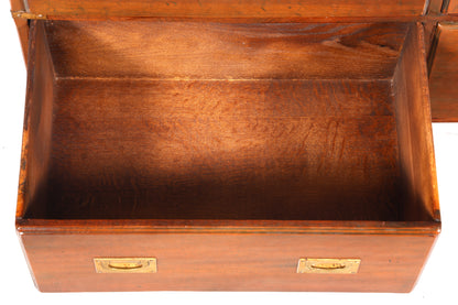 Buffet maritime onirique, coffre de navire anglais, meuble ancien anglais, coffre militaire