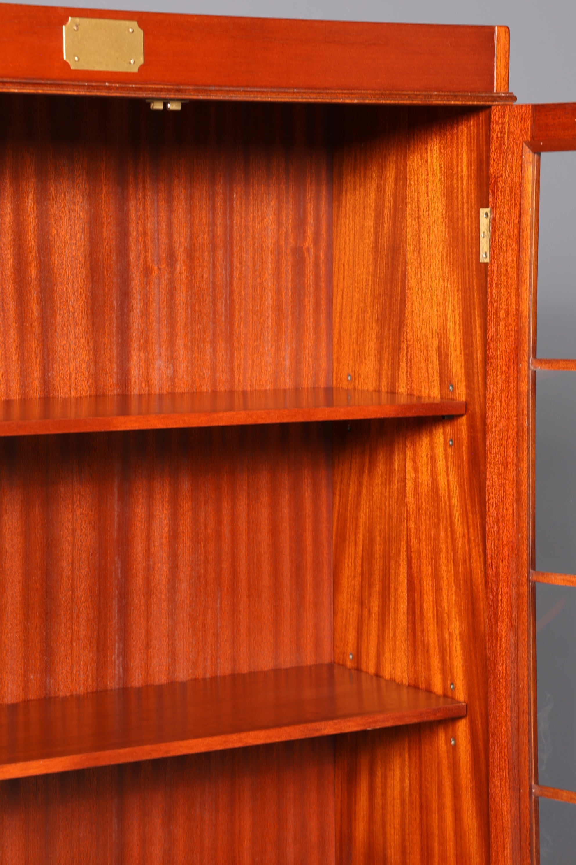 Magnifique vitrine maritime, meuble anglais, bibliothèque en bois véritable, buffet anglais