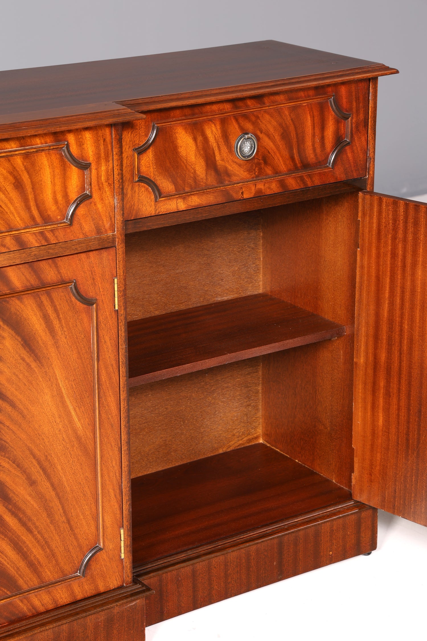 Wunderschönes Englisches Sideboard Mahagoni Schrank Antik 60s Buffetschrank Kommode