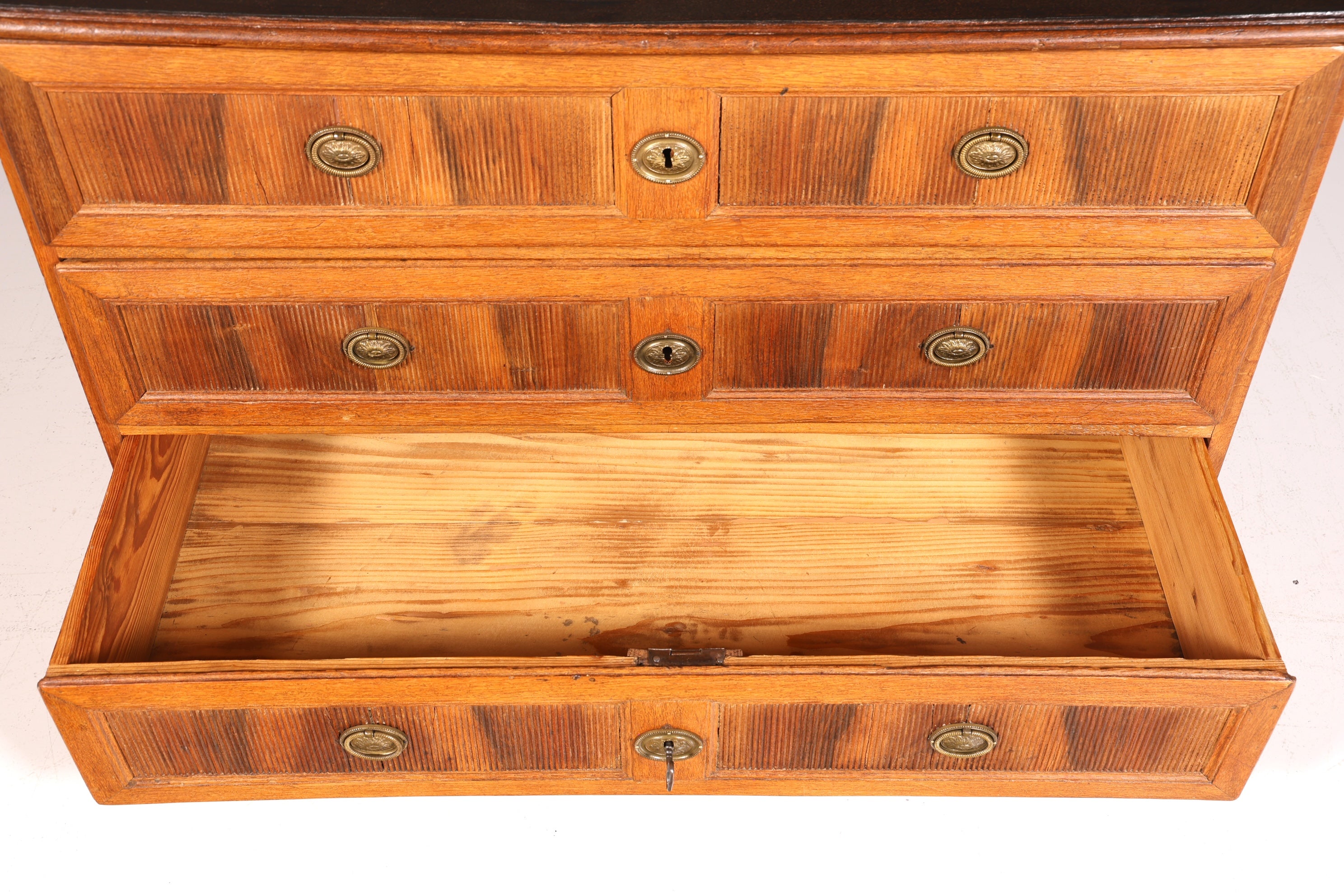 Impressionnante commode baroque d&