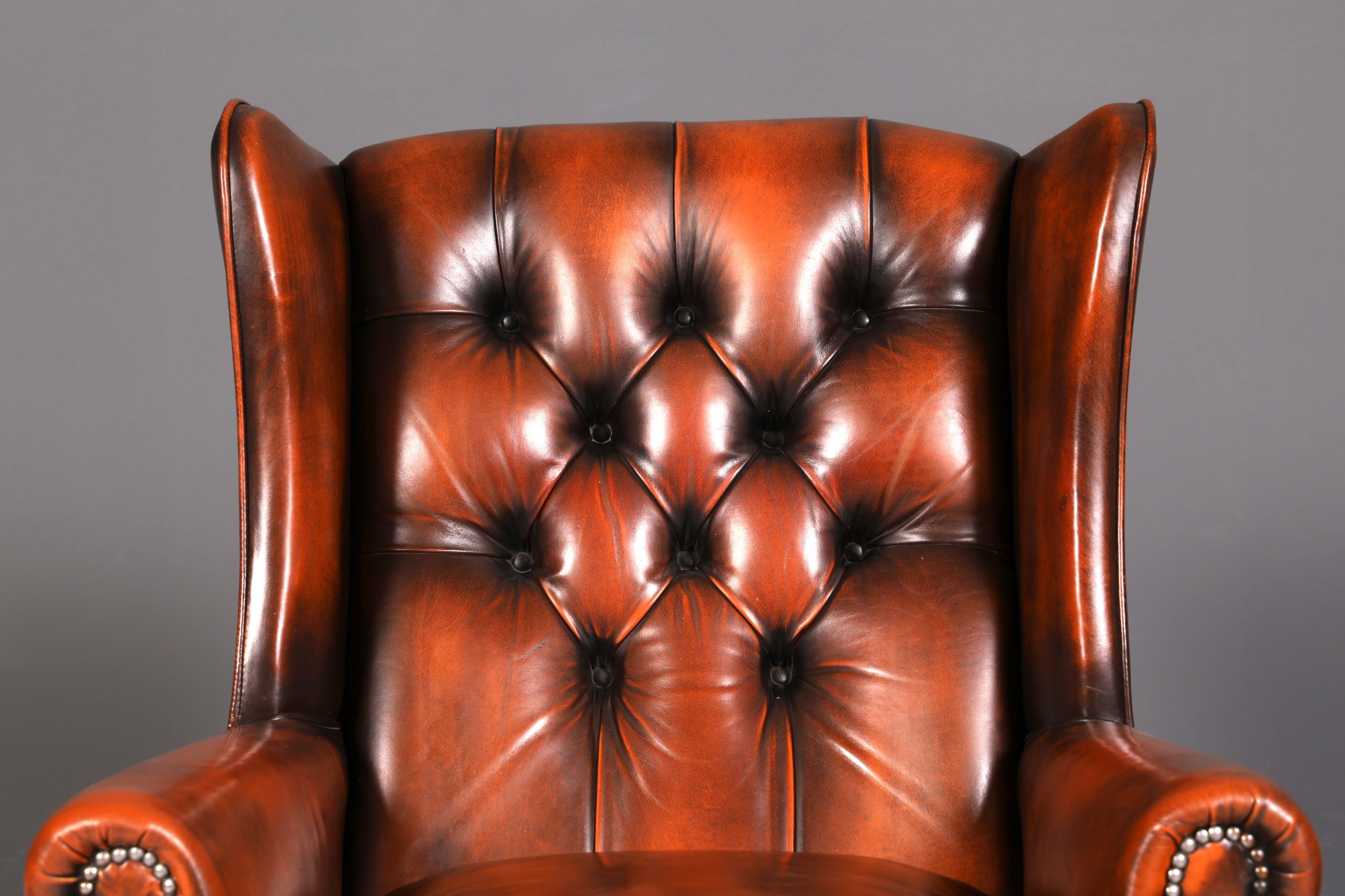 Original Chesterfield Ohrenbacken Sessel Englisch Leder Herrensessel UK Armlehnsessel