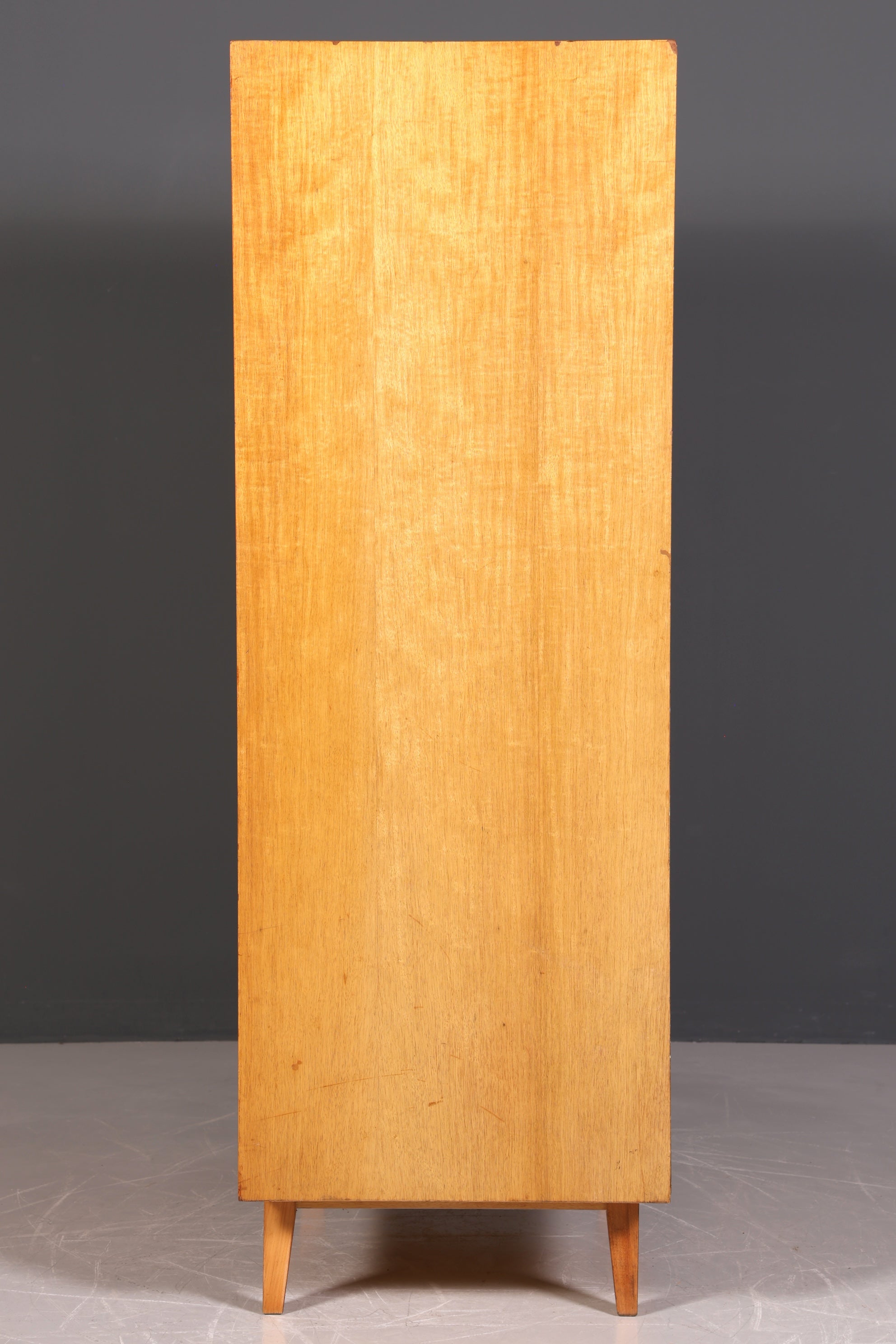 Armoire de style mid-century, meuble vintage, armoire à linge rétro, placard d&