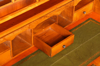 Vitrine anglaise de style onirique, bibliothèque, buffet, style ancien, if anglais, vitrine en verre, bibliothèque