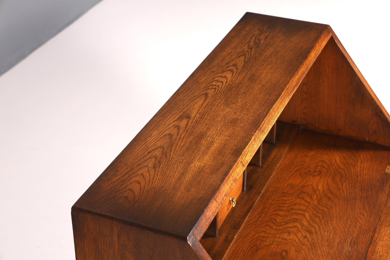 Bureau secrétaire anglais élégant, reproduction en chêne, table de bureau Bevan Funnell, bureau à écrire