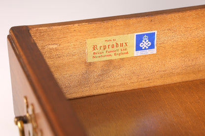 Bureau secrétaire anglais élégant, reproduction en chêne, table de bureau Bevan Funnell, bureau à écrire