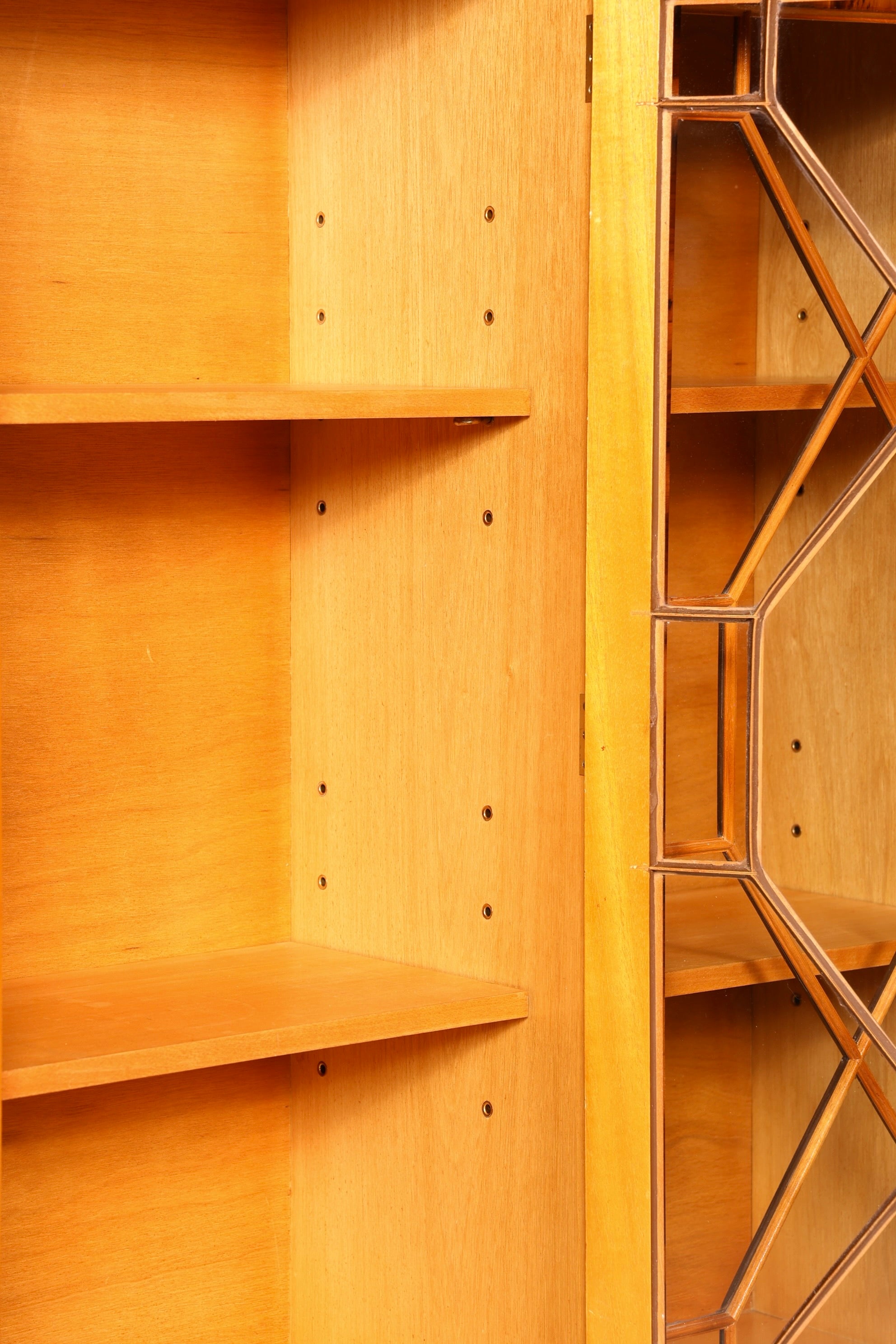 Magnifique vitrine anglaise, bibliothèque, buffet, style ancien, en bois d&