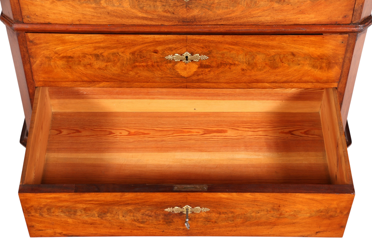 Wunderschöne Louis Philippe Chiffoniere um 1880 Gründerzeit Nussbaum Vertiko Schrank Semainier