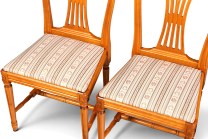 4x Traumhafte Stühle im Gustavianischem Stil Englisch Küchenstühle Antik Stil Esszimmer Stuhl Set