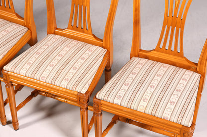 Ensemble de 4 chaises de style gustavien, chaises de cuisine anglaises, chaises de salle à manger de style antique